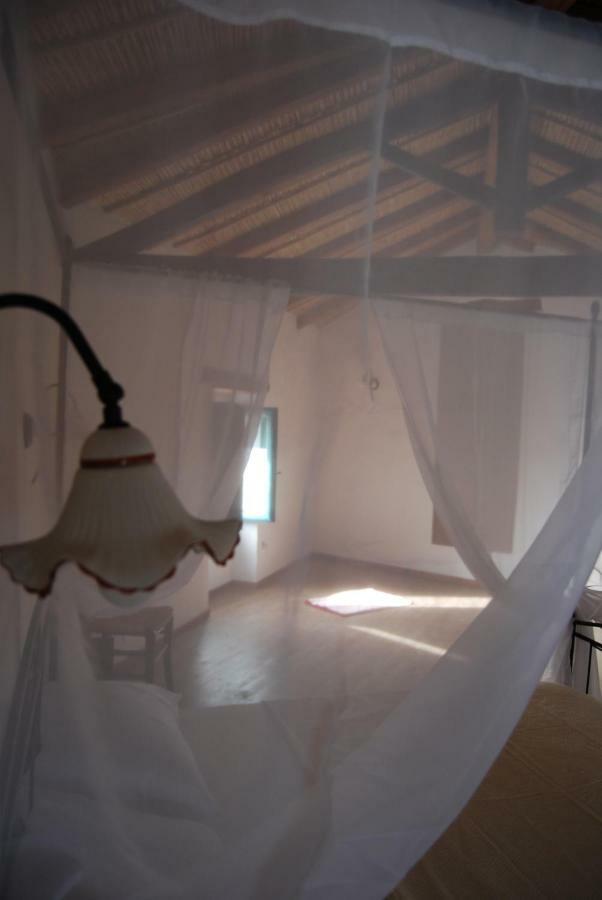 B&B Charme Sa Pardina Orroli Room photo