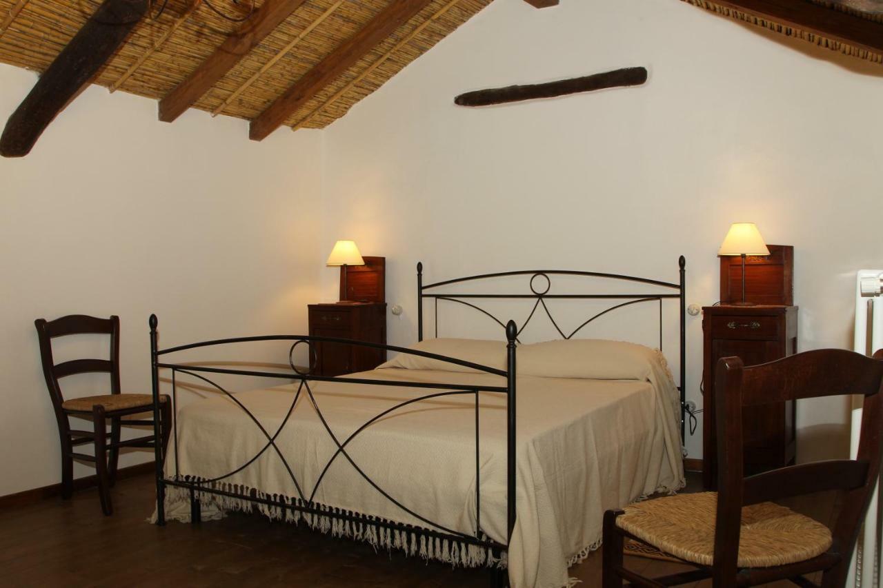 B&B Charme Sa Pardina Orroli Exterior photo